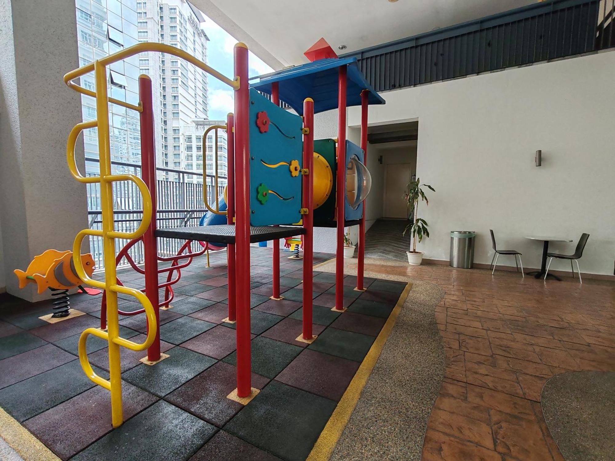 Pangsapuri 128 Bukit Ceylon 5 Minutes To Alor Street Klcc Bukit Bintang Pavilion 2r2b 8 Pax *